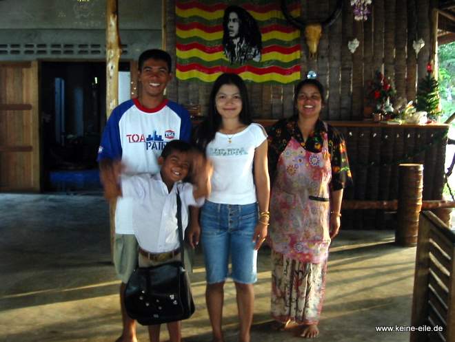 unsere Familie auf Ko Phayam