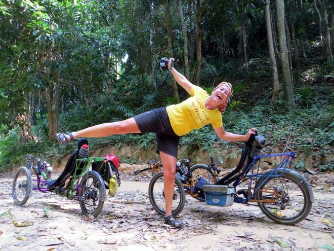 Reisen mit Hund und Fahrrad in Thailand
