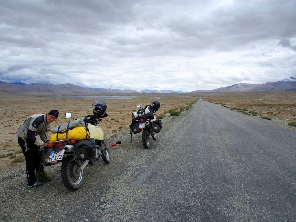 Motorrad Satteltaschen oder Koffer für die Langzeitreise?