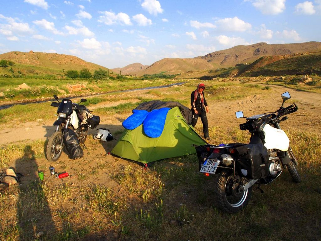 Packliste Motorradtour: Motorradausrüstung für die Weltreise